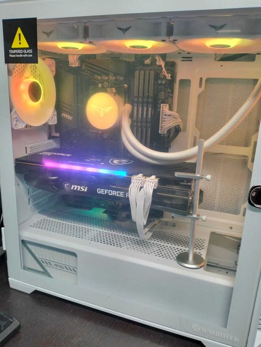 5700X3D Геймърски компютър в гаранция