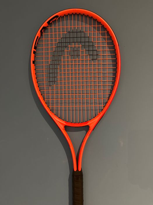 Racheta de tenis head radical 2024