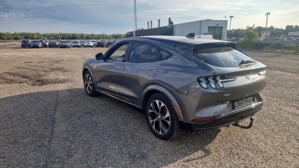 Ford Mustang Mach E AWD Premium 98kWh