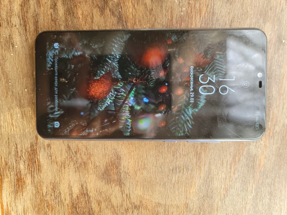 Продам Смартфон Xiaomi MI 8 lite 4/64GB