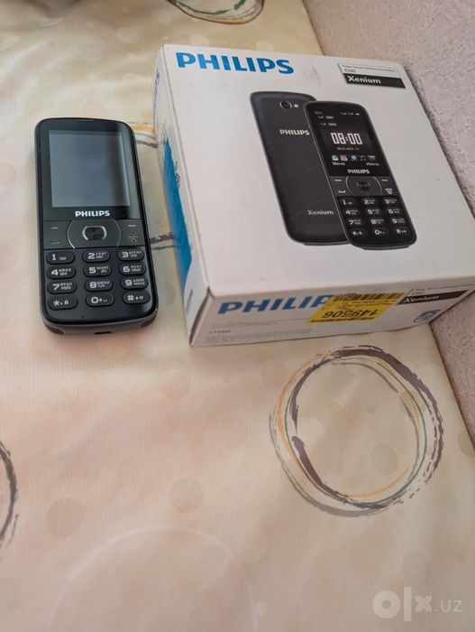 Телефон Philips Xenium E560