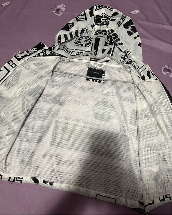 Geaca de nailon Bershka, marimea M