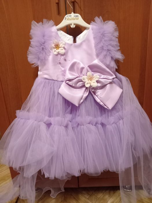 Нарядные платья для девочек