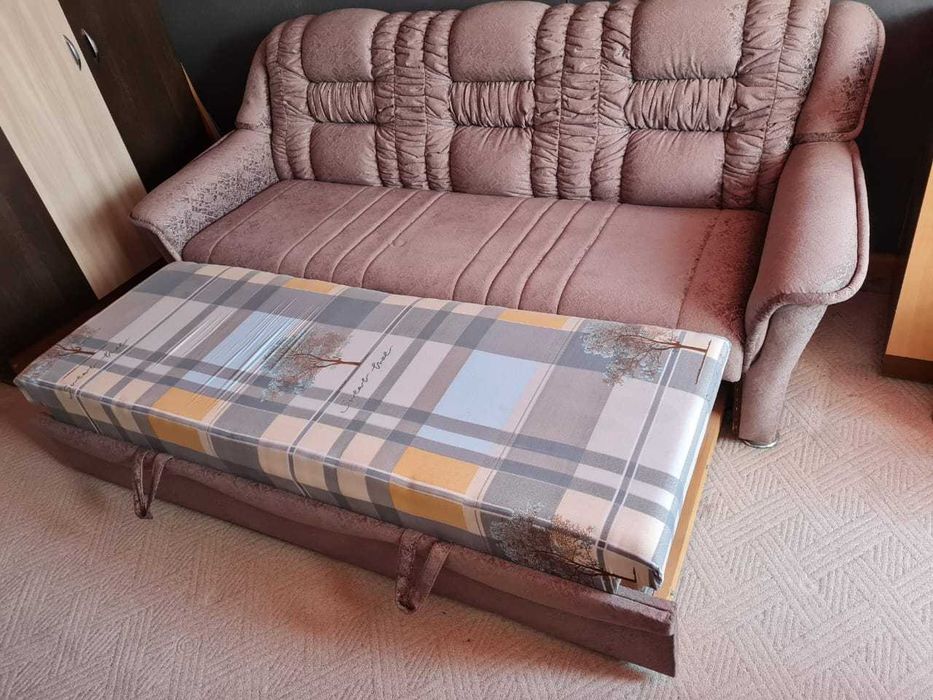 Продам мягкий диван.