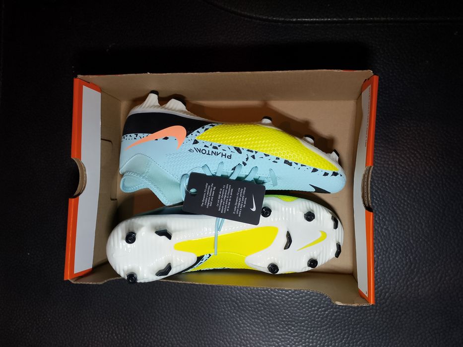 Футболни обувки Nike Phantom GT2 Academy DF  Номер 39 Рядък модел