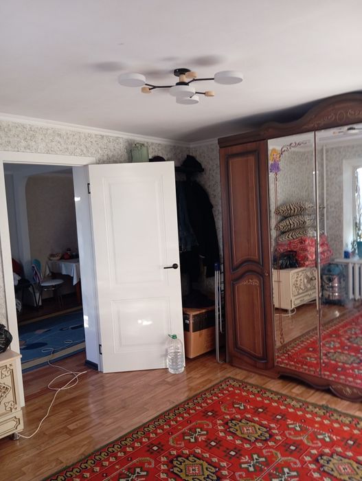 Продам 2 комн общежитие