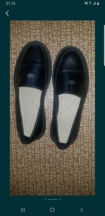 Продам туфли девочка