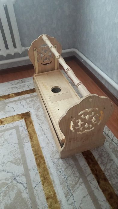 Тоқ бесік сатылады. Колыбель продается