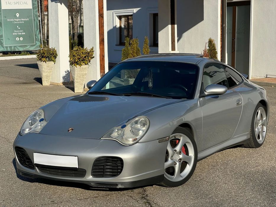 Porsche 911 Întreținut exemplar, stare tehnică și estetică foarte bună.