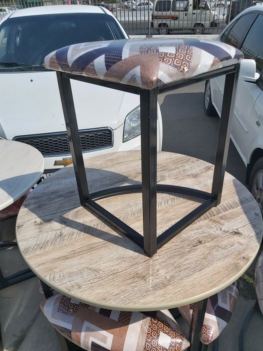 Продам журнальные стол