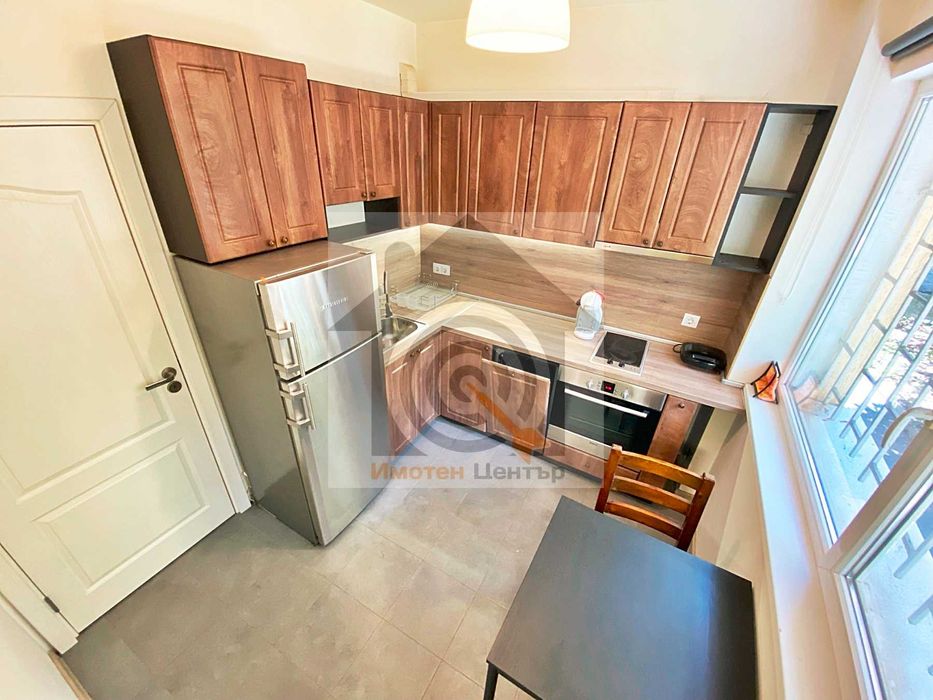 Дава се под наем Тристаен апартамент в София, Лозенец - 90 кв.м за 800 € - Снимка #3