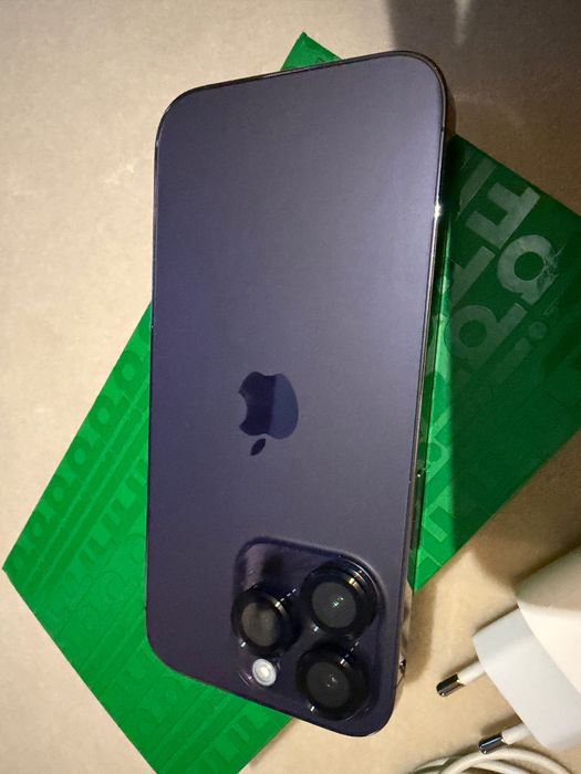 iPhone 14 Pro,Purple.