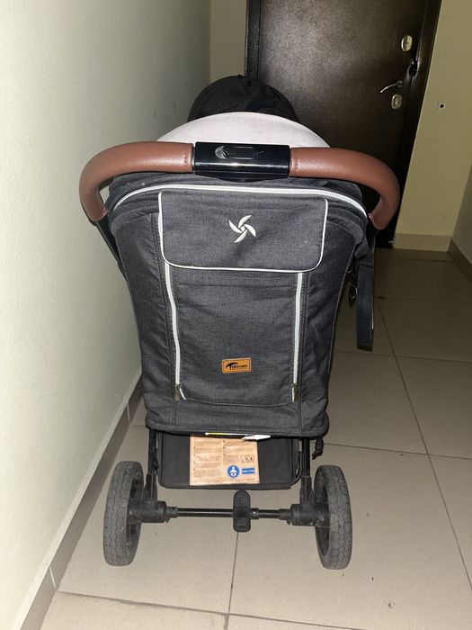 Каляска б/у хорошо состояние