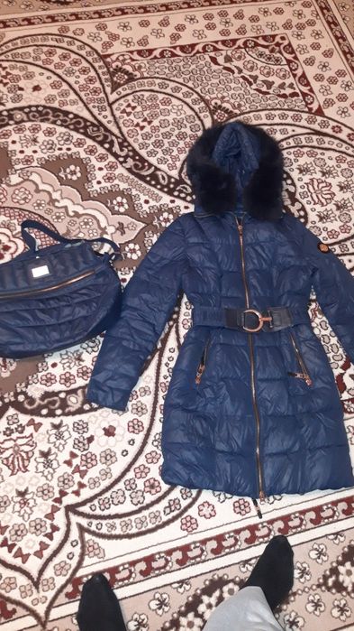 Продам Куртку женскую!!!