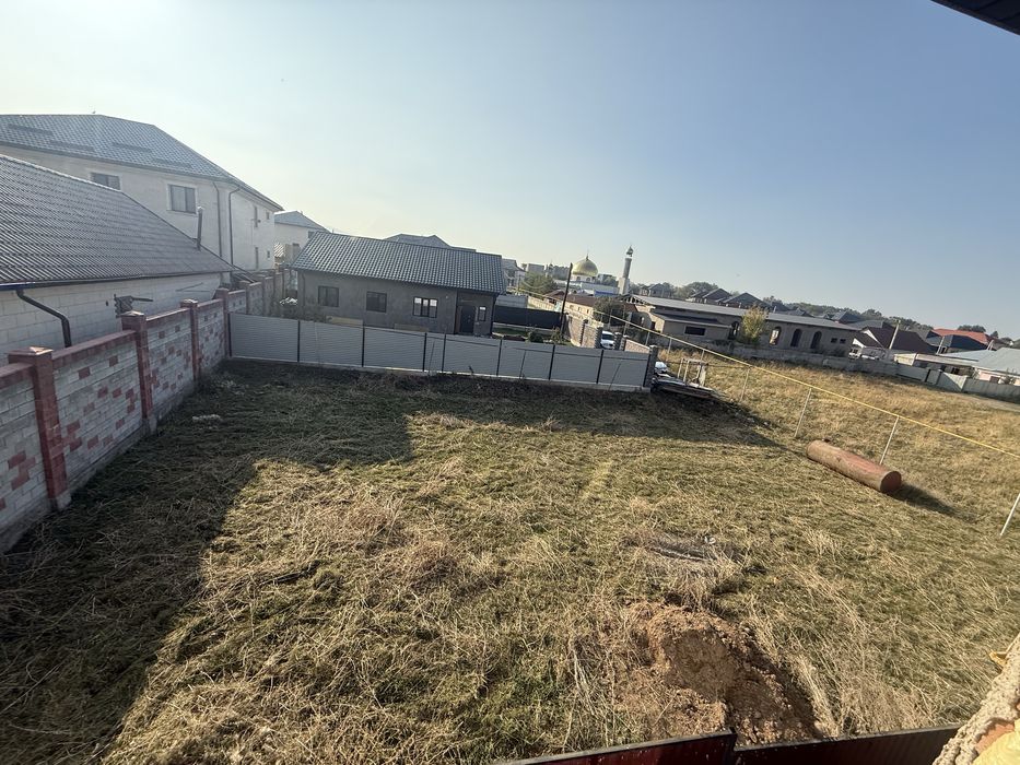 Участок 5 соток в районе инкубатора