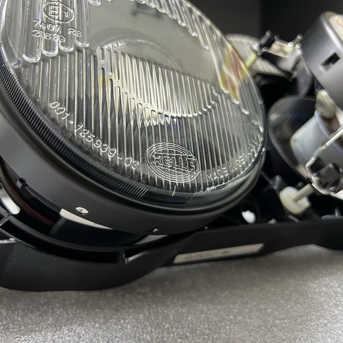 Новые ориг фары HELLA BLACK bmw e34 e32 бмв е34 е32