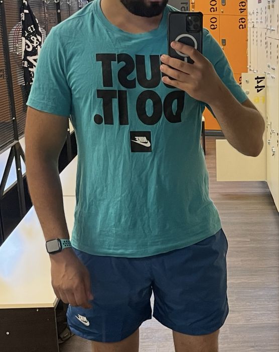 Vand tricou Nike original marimea M