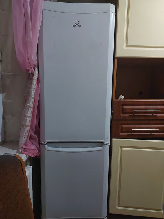 Холодильники INDEZIT и BEKO