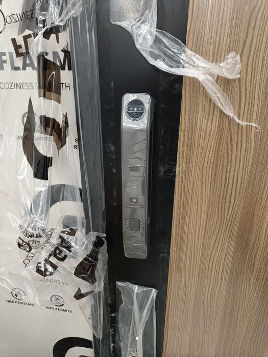 Установка электронных замков.