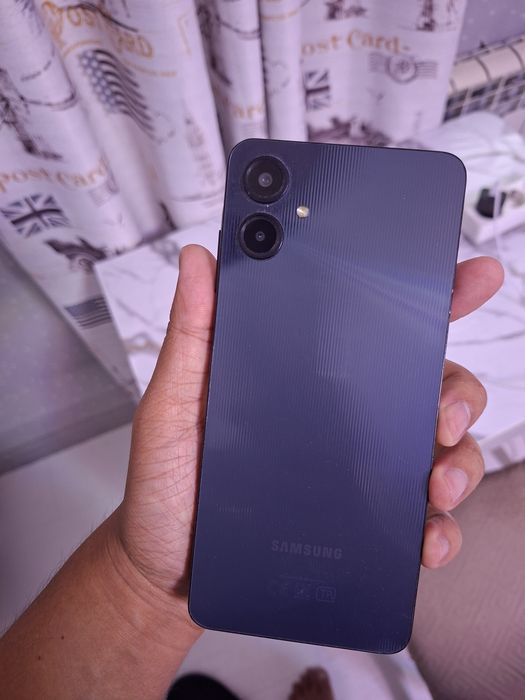 Samsung A06 black