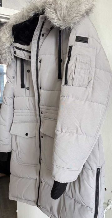 bcbgmaxazria Зимняя куртка из США