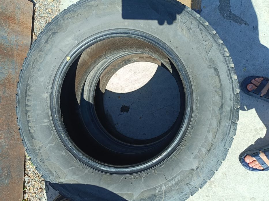 265/65/17 автошины.