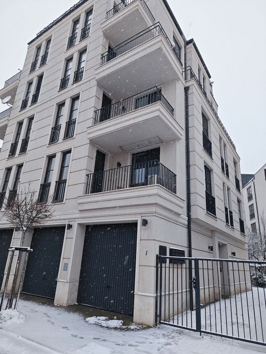 Дава се под наем Двустаен апартамент в София, Надежда 2 - 39 кв.м за 498.27 € - Снимка #1