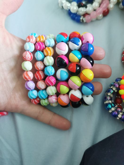 Ръчно изработени Гривнички