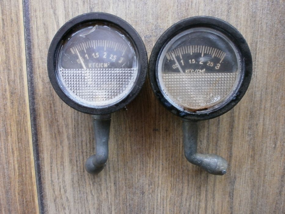 1бр. МД214 Манометър 1968г. Москвич 408,412