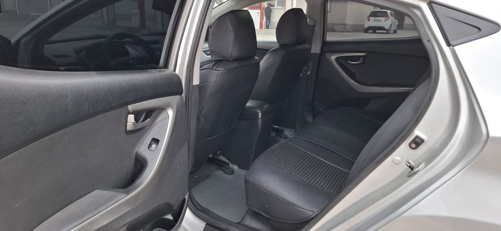 Hyundai ЭЛАНТРА сотилади!