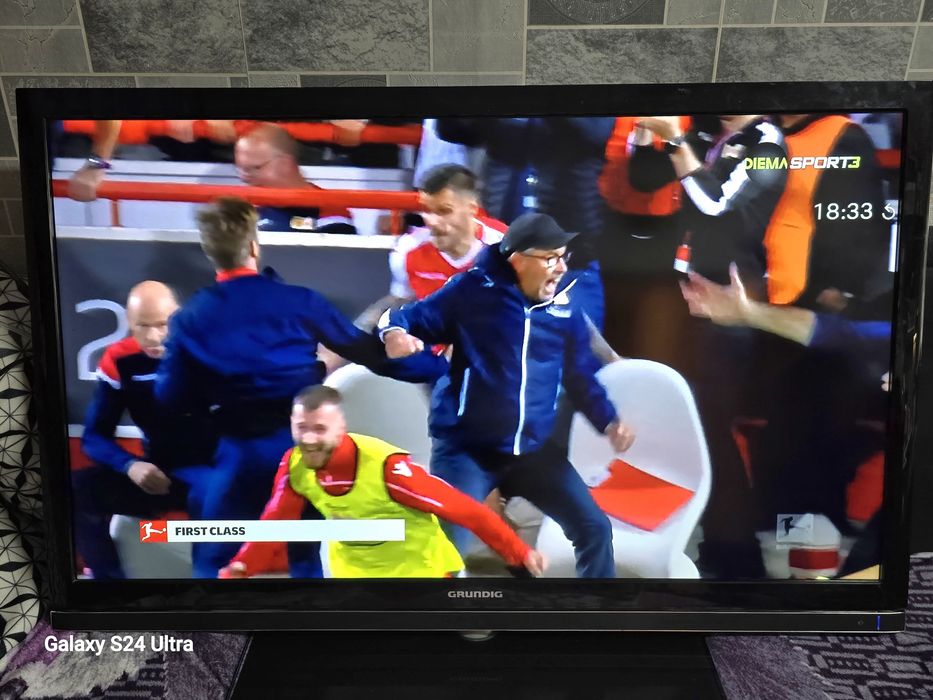 Телевизор GRUNDIG