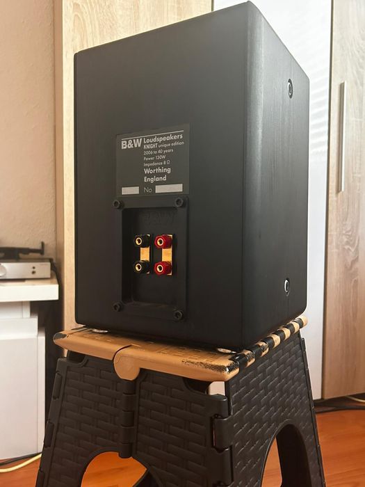 Superbe ! Boxe bowers & wilkins knight edition, high high end , impec