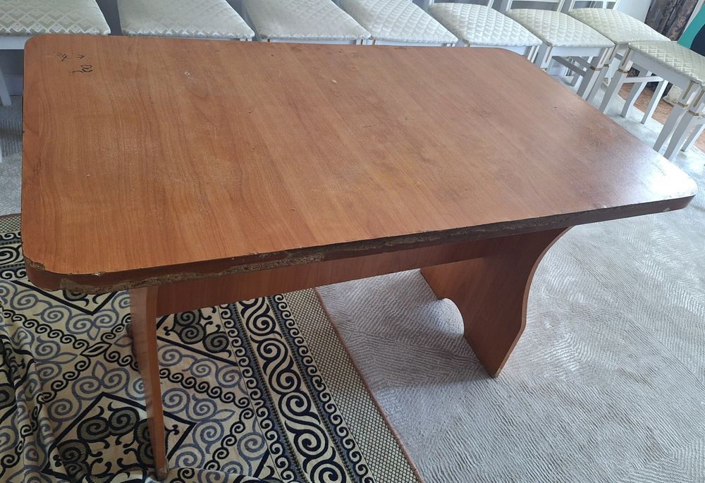 Стол кухонный  б/у