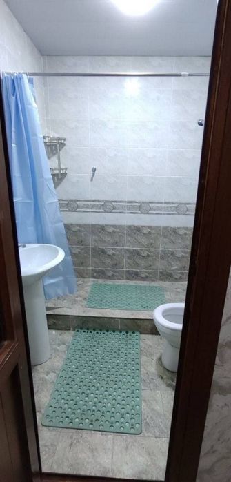 Mirzo Ulugʻbek choyxona salom oldida 2 xona kv ijaraga beriladi