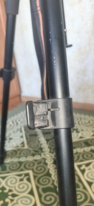 Продам Штатив профессиональный.