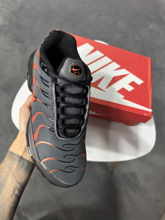 Nike Air Max Plus Drift