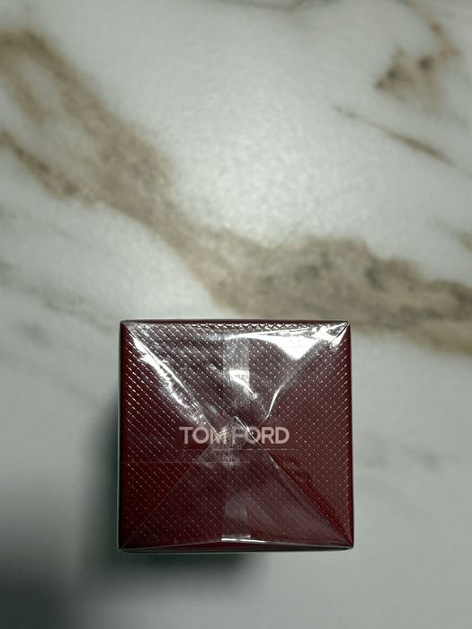 Tom Ford lost cherry cu bon