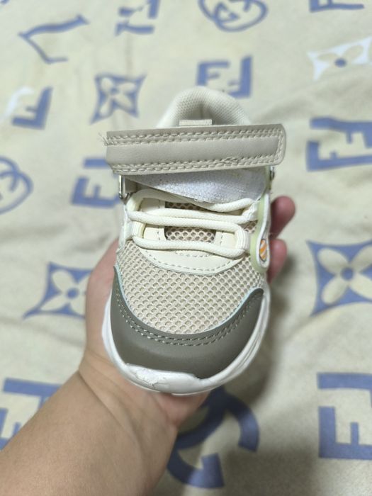 Продаю красовка 22размера