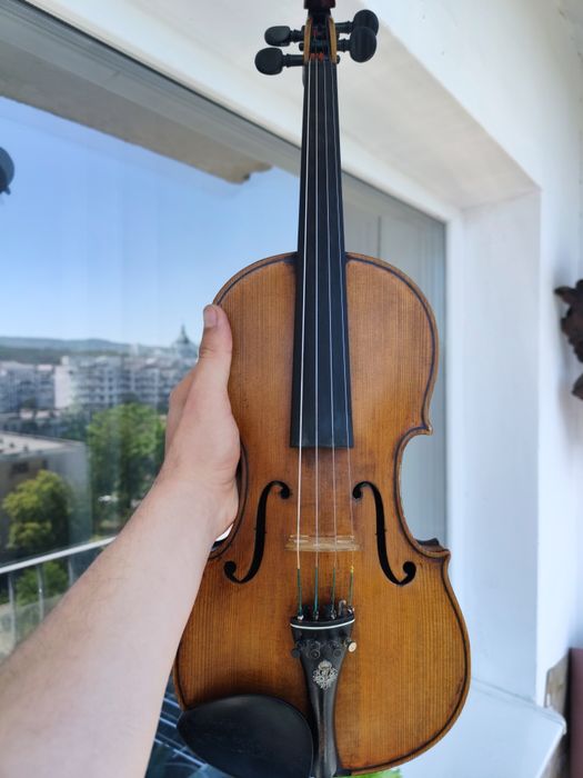 Vioara 4/4 de vanzare