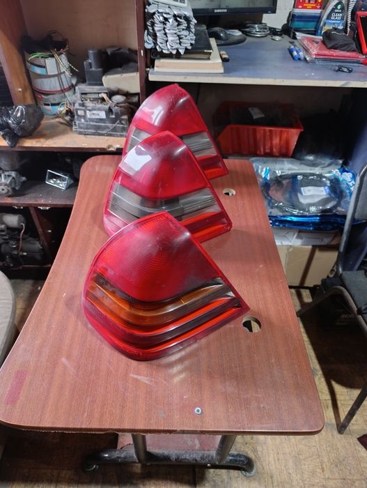 Задняя оптика на Мерседес