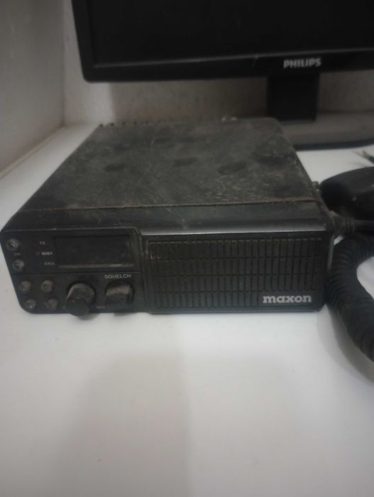 Радиостанция Maxon 150MHz.