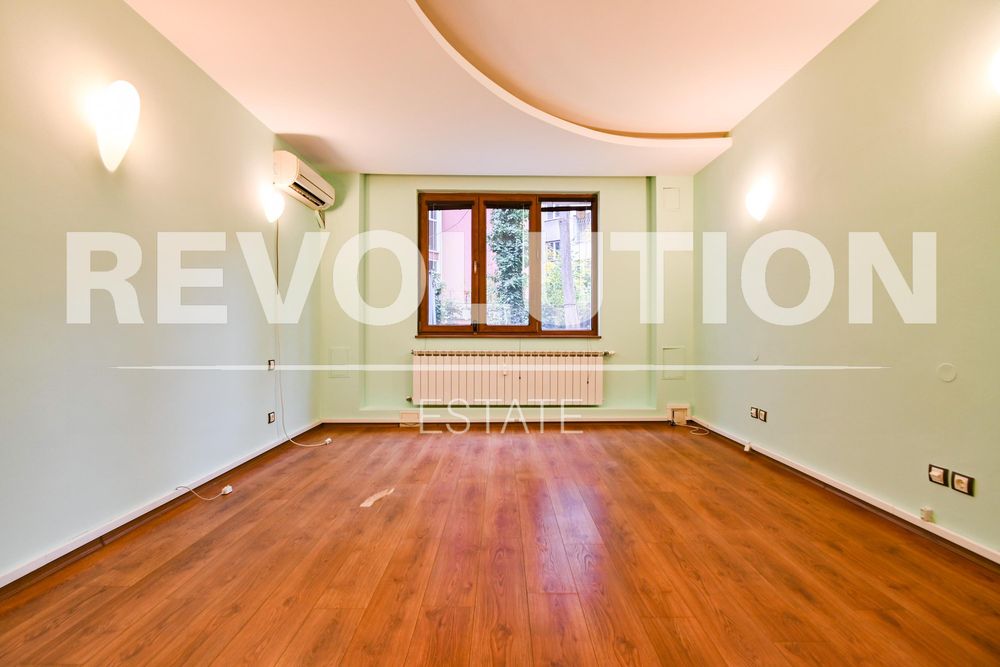 Дава се под наем Многостаен апартамент в София, Център - 135 кв.м за 875 € - Снимка #5