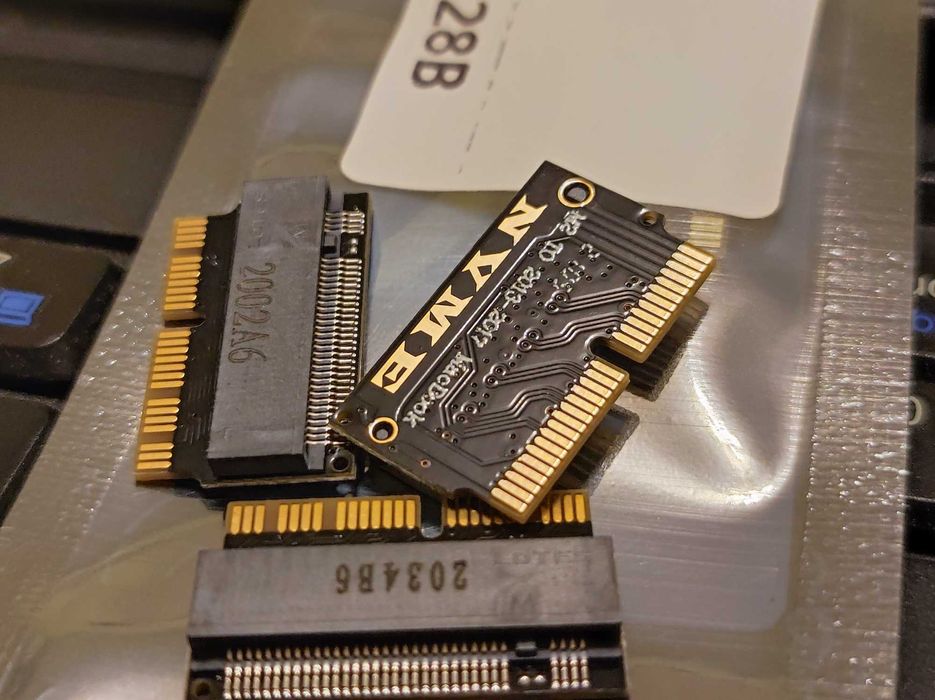 Преходник Адаптер от M2 NVME SSD за Apple Macbook
