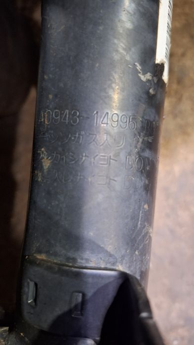 Амортизаторы Тойота Альфард