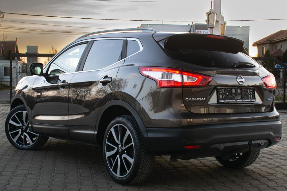 NISSAN QASHQAI 1.6 dCi /  135.000 km / Camere 360° / Panorama / Clima