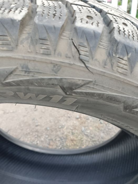 Шины зимние Hankook