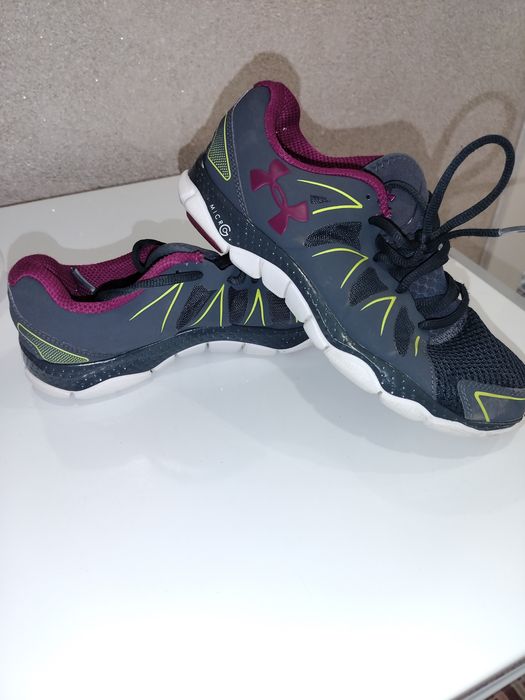Кроссовки Under Armour 10.000 тг