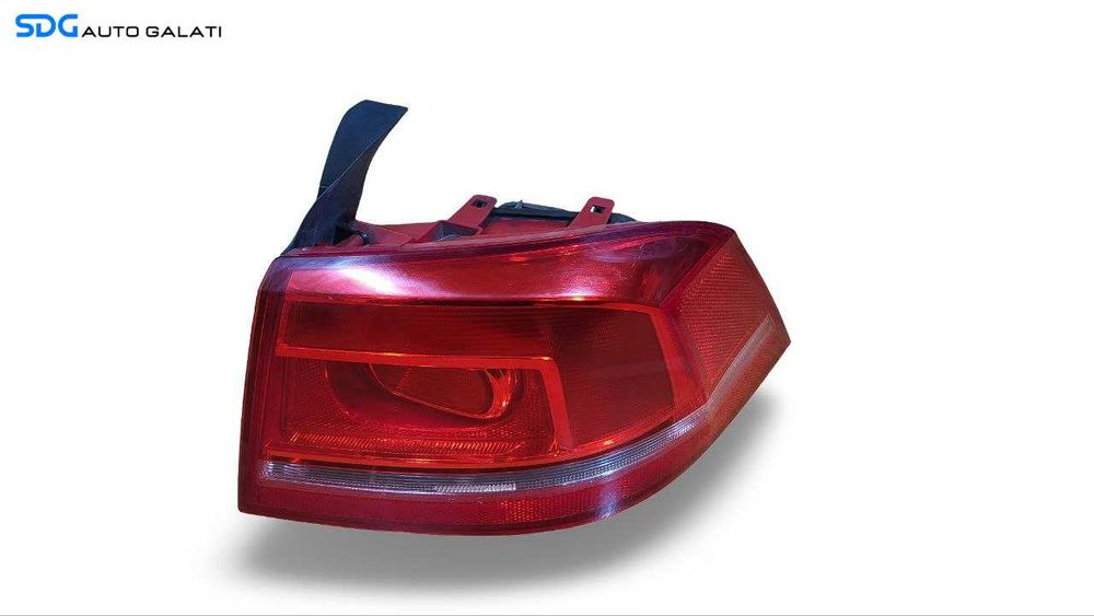 Stop Lampa Tripla Dreapta Halogen de pe Aripa Caroserie Volkswagen Passat B7 Berlina Sedan Limuzina 2010 - 2015 Cod 3AE945096F [LS0567]