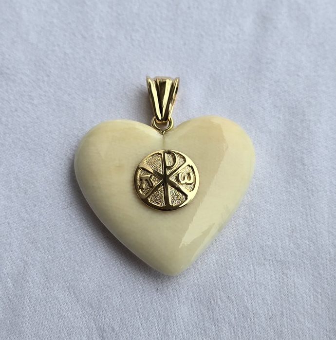 Pandant din aur masiv 18k