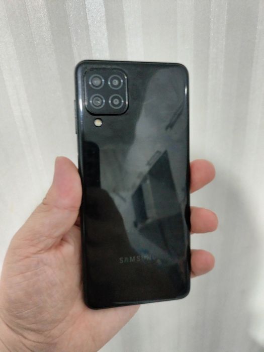 Продам Samsung A22 128gb
